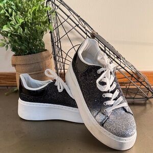 New York & Company Black and Silver Women's Platform Sneakers